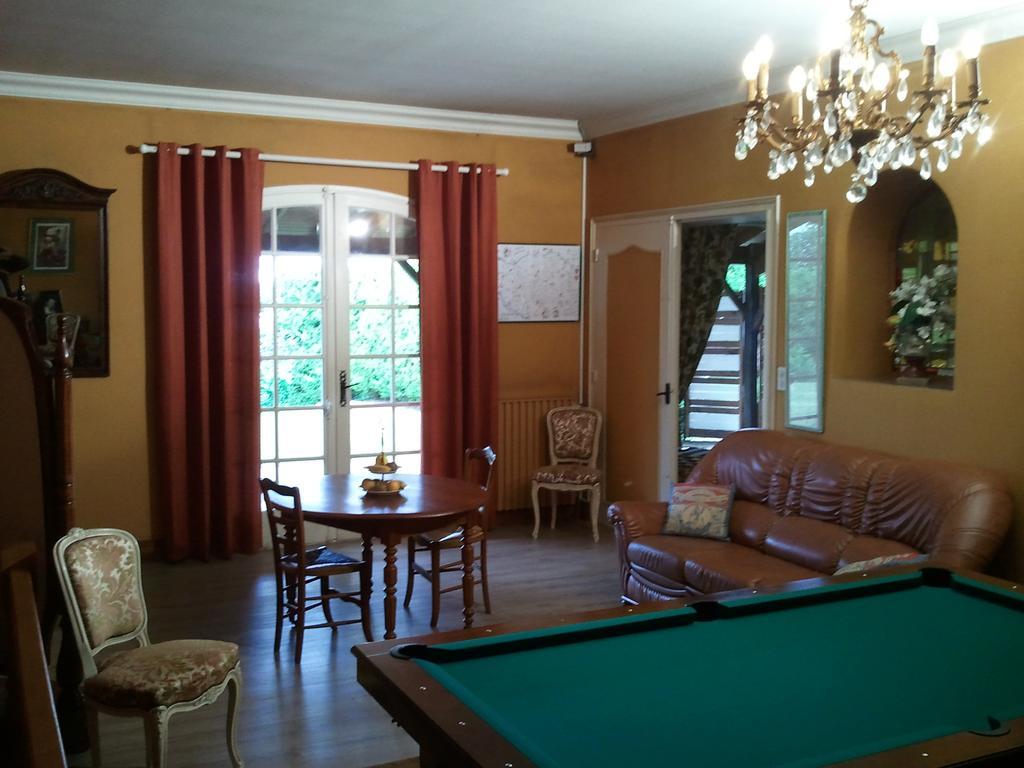 숄레 Mas Du Trezon B&B 외부 사진
